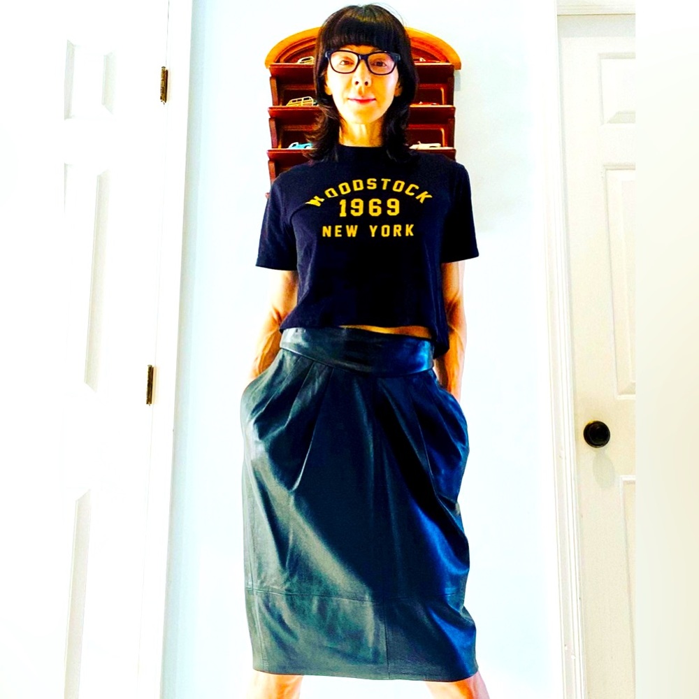 1980’s Lillie Rubin Black Leather Skirt. Waist 25”Length 24” 🌟